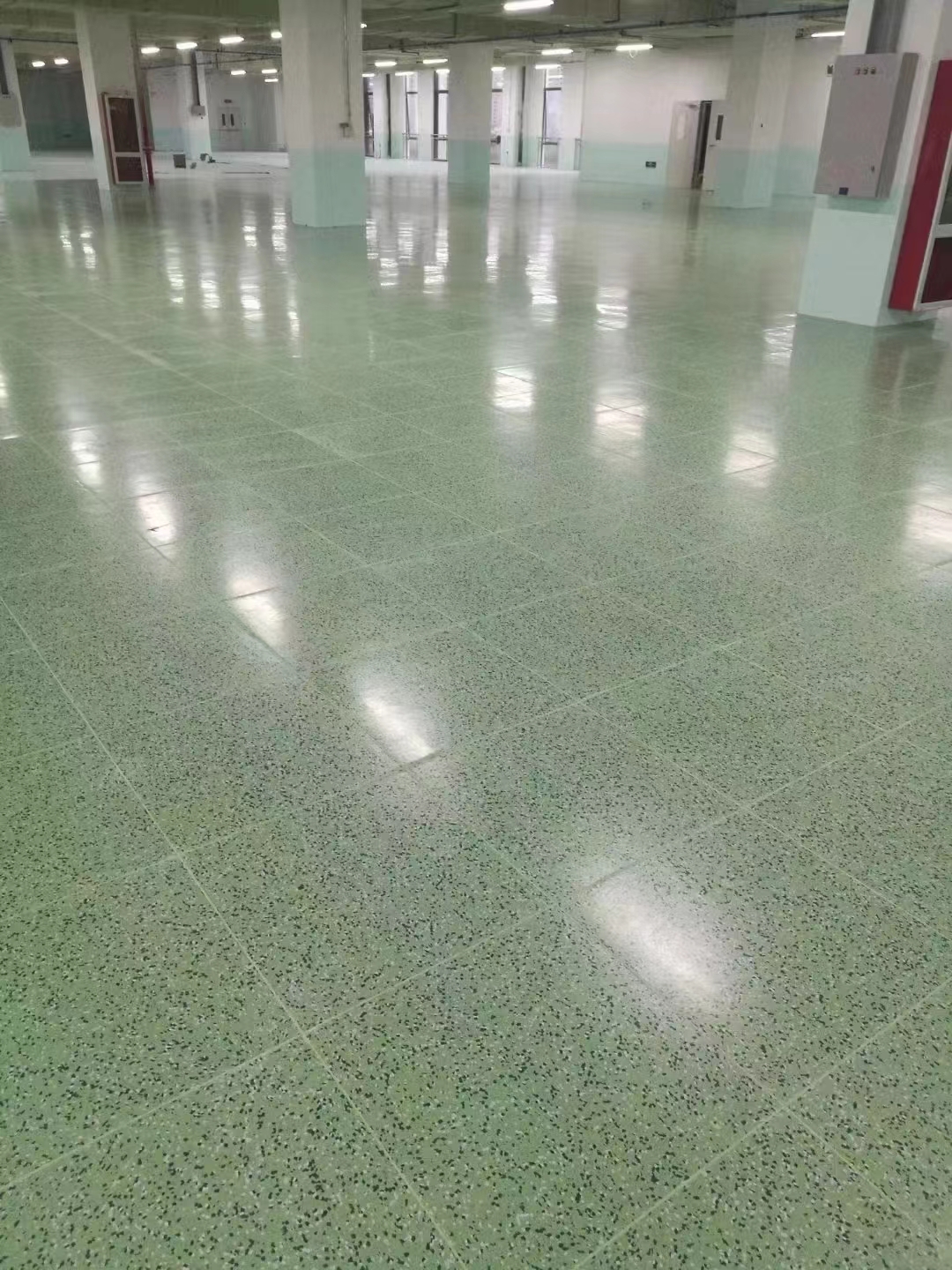 防靜電地板